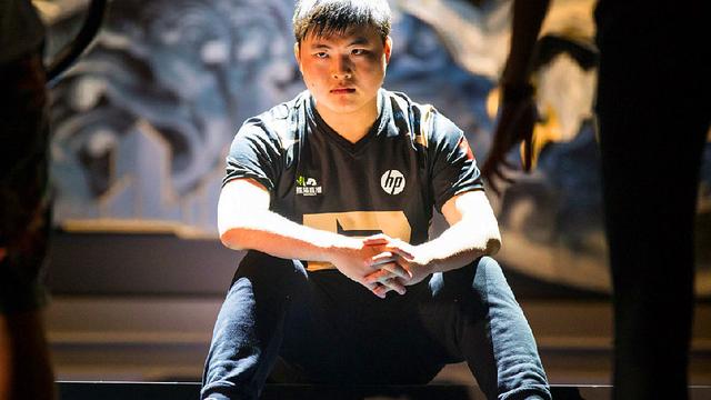 赛中扮演了 赛中扮演了