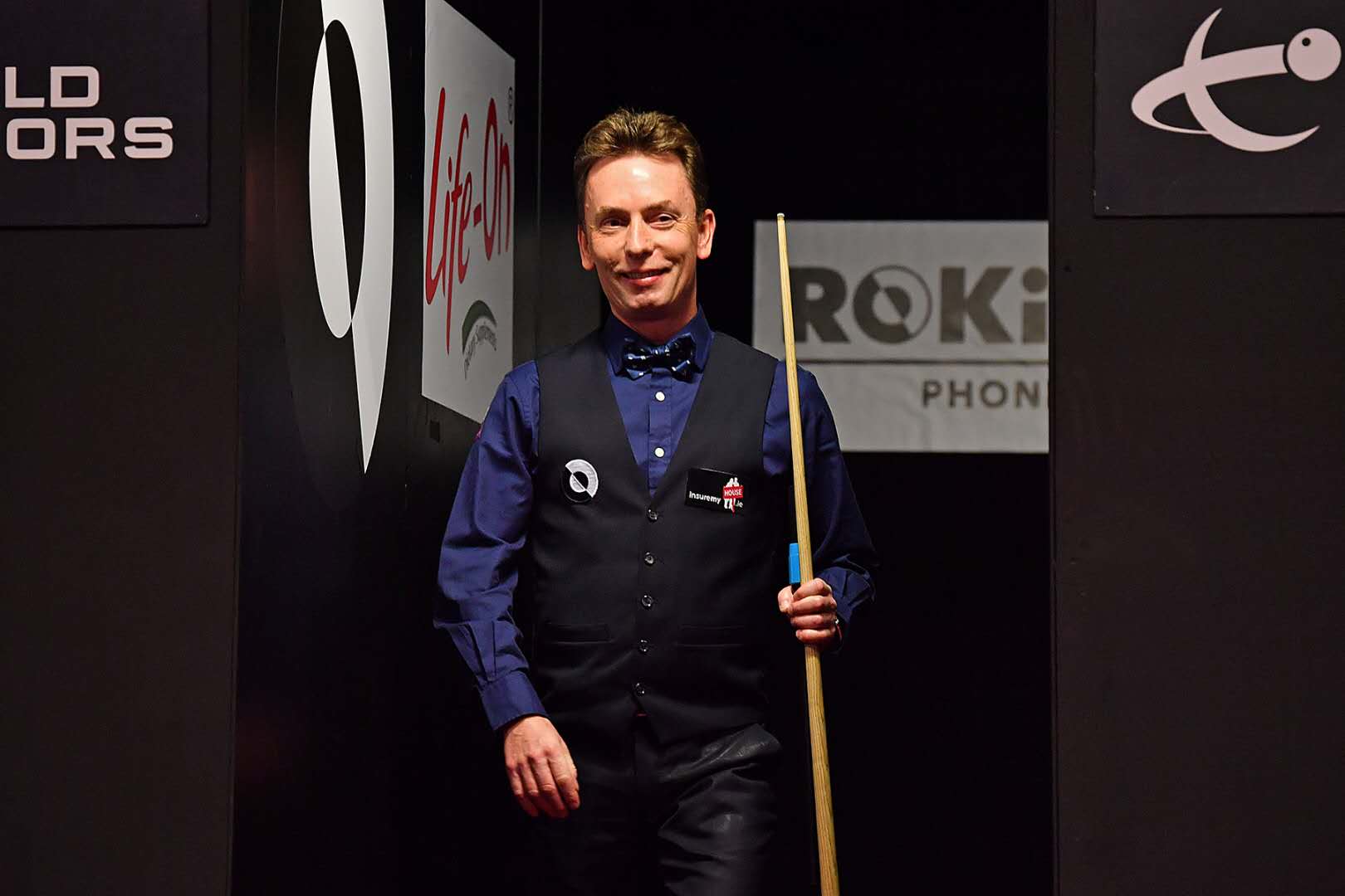 他能够在进 他能够在进