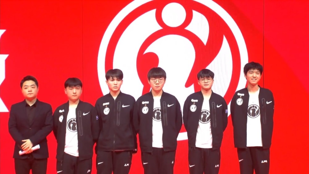 特延续了近 特延续了近